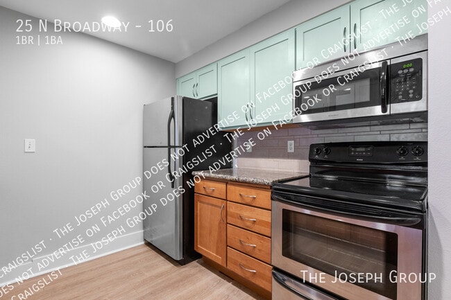 Building Photo - 25 N Broadway-106