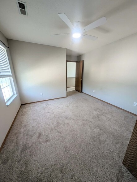 Building Photo - 1802-1804 N Laurel Hill Pl