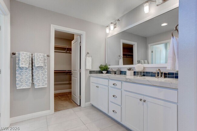 Building Photo - 8580 Luse St