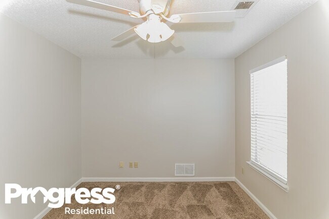 Building Photo - 1024 Jessa Cove