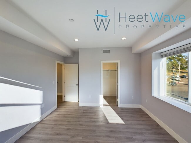 Building Photo - REZKO - E Street