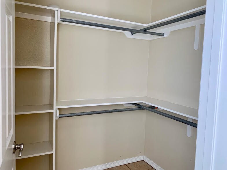 Building Photo - 2702 Phoenix St