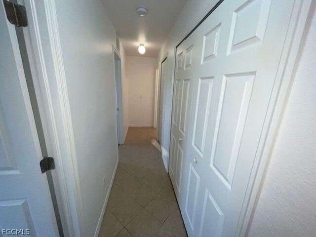 Building Photo - 721 Castlestone Ave S