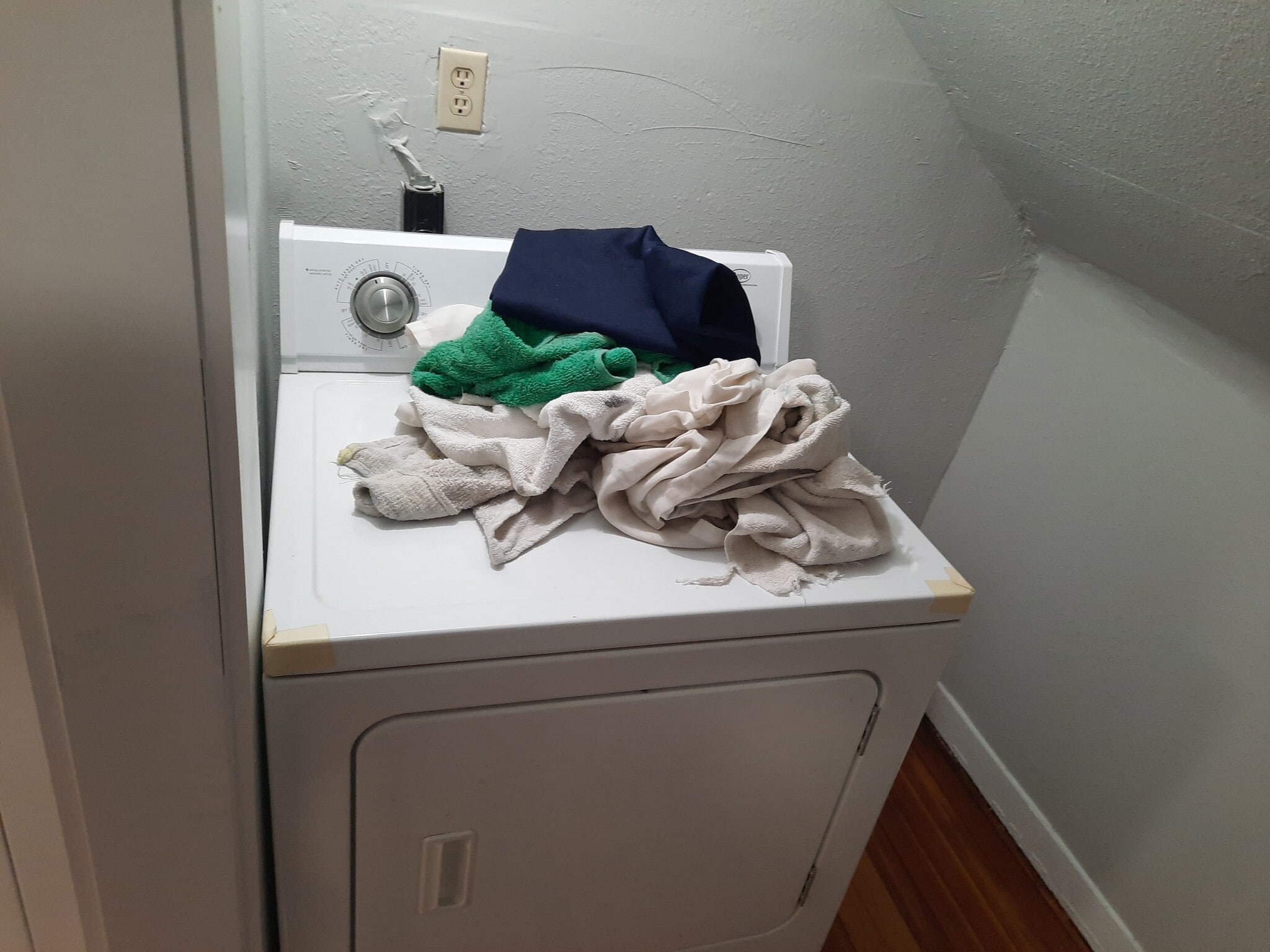 DRYER - 177 Davenport Ave