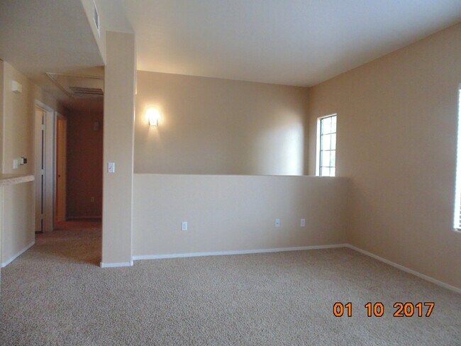 Building Photo - COZY 2 BEDROOM 2 FULL BATH CONDO LOCATED ON SECOND LEVEL