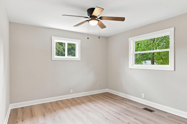 Building Photo - 508 Hiawatha Cir