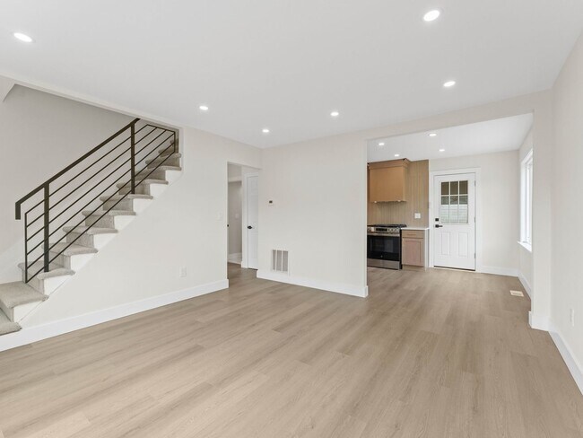 Building Photo - Newly Renovated 4-Bedroom, 2-Bath Home for Rent in Magnolia | Modern Updates & Spacious Yard