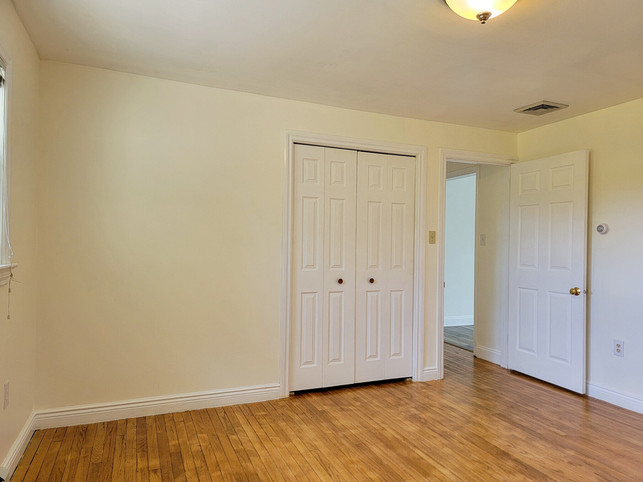 Building Photo - 110 S Ridge Rd