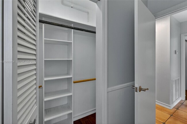 Building Photo - 6767 SW 154th St