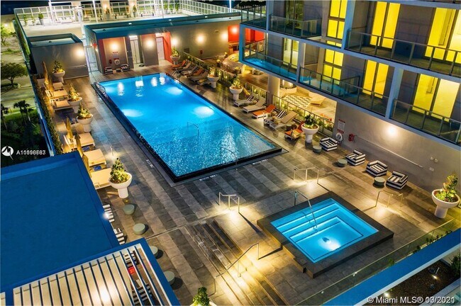 Building Photo - 2000 Metropica Way