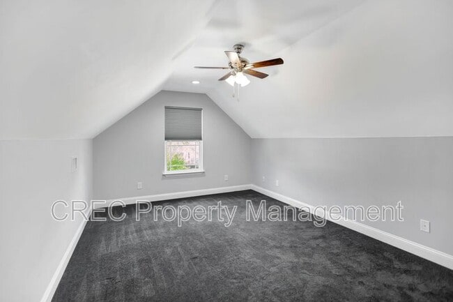 Building Photo - 1339 Winterberry Ave