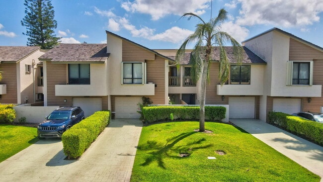 Building Photo - 22922 Ironwedge Dr