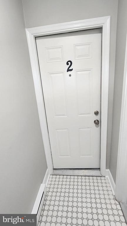 Building Photo - 2527 Kirk Ave