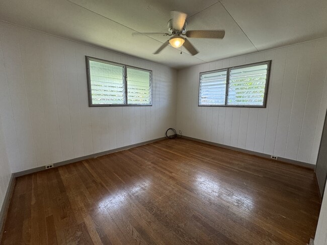 Building Photo - 1412 Kaminaka Dr
