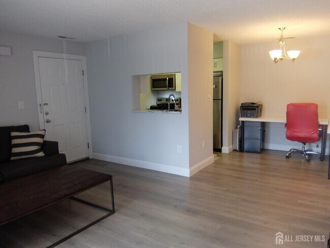 Building Photo - 5307 Ravens Crest Dr