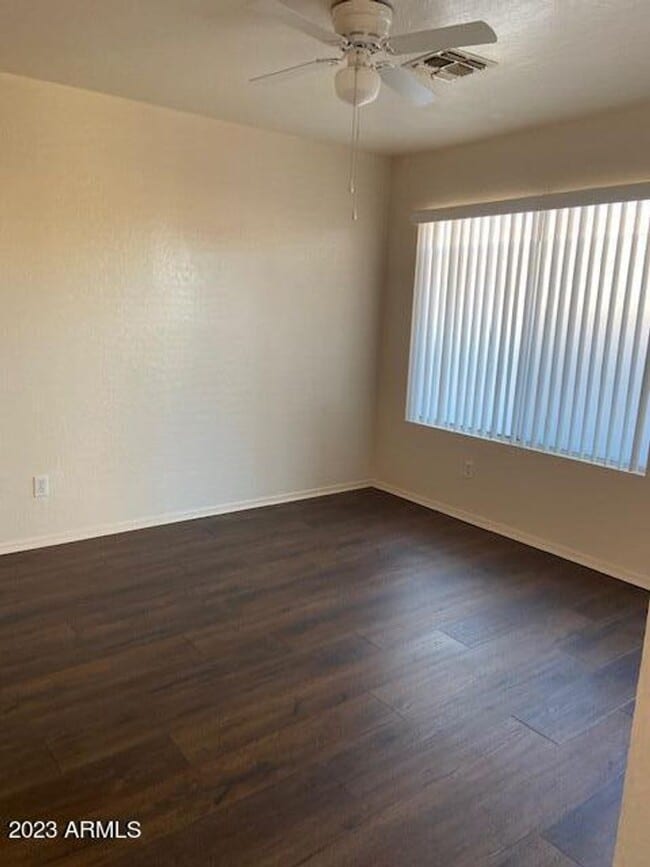 Building Photo - 2 BEDROOM IN APACHE JUNCTION!