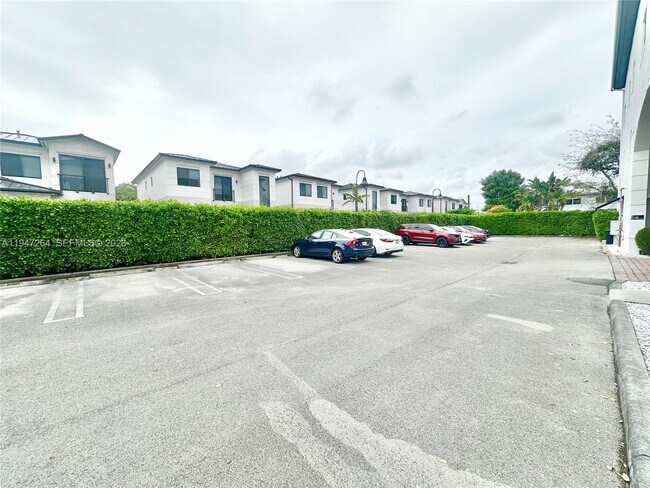 Building Photo - 7743 SW 99th St