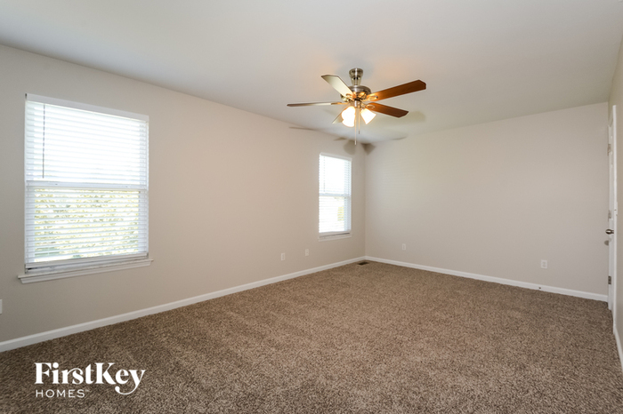 Building Photo - 203 Dardenne Run Ct