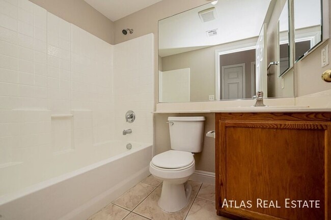 Building Photo - 6432 Casamar St