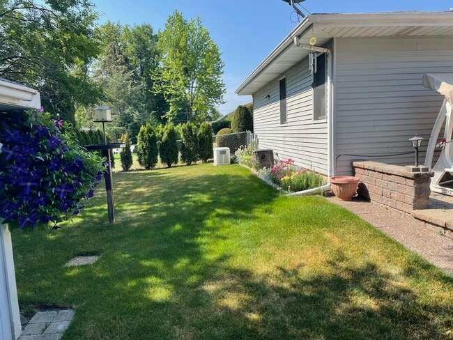 Building Photo - 20693 N Eugene Ave