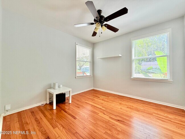 Building Photo - 1626 Charon Rd
