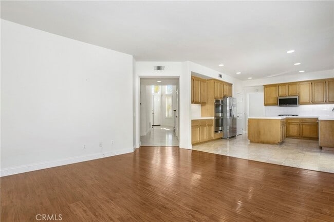 Primary Photo - 11 Cipriani