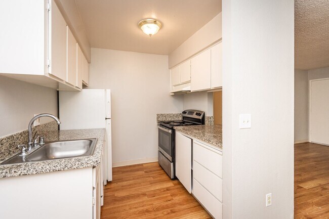 Interior Photo - Redwoods at Mather Station Apartments