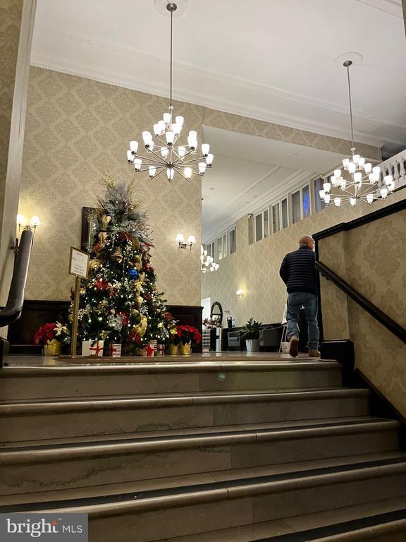 Building Photo - 1324 Locust St