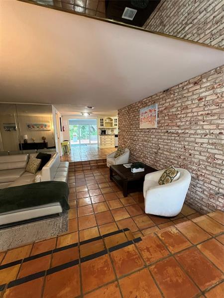 Building Photo - 4620 NE 25th Ave