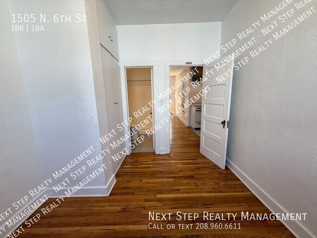 Building Photo - 1505 N 6th St