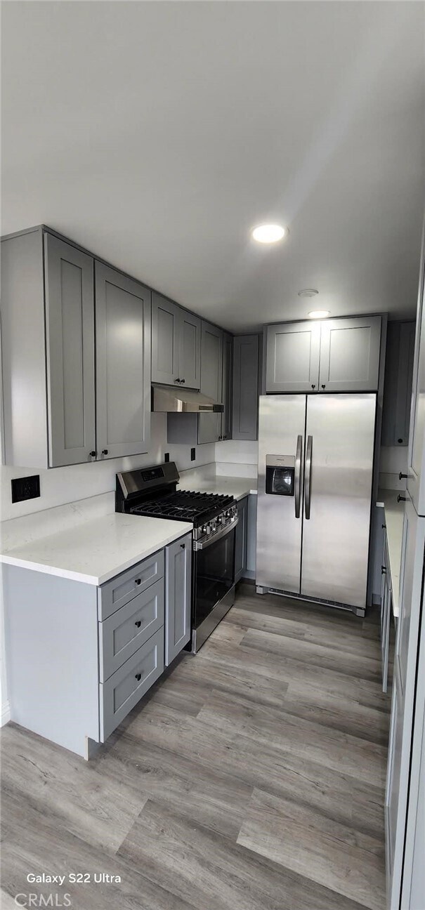 Building Photo - 1566 Pine Ave