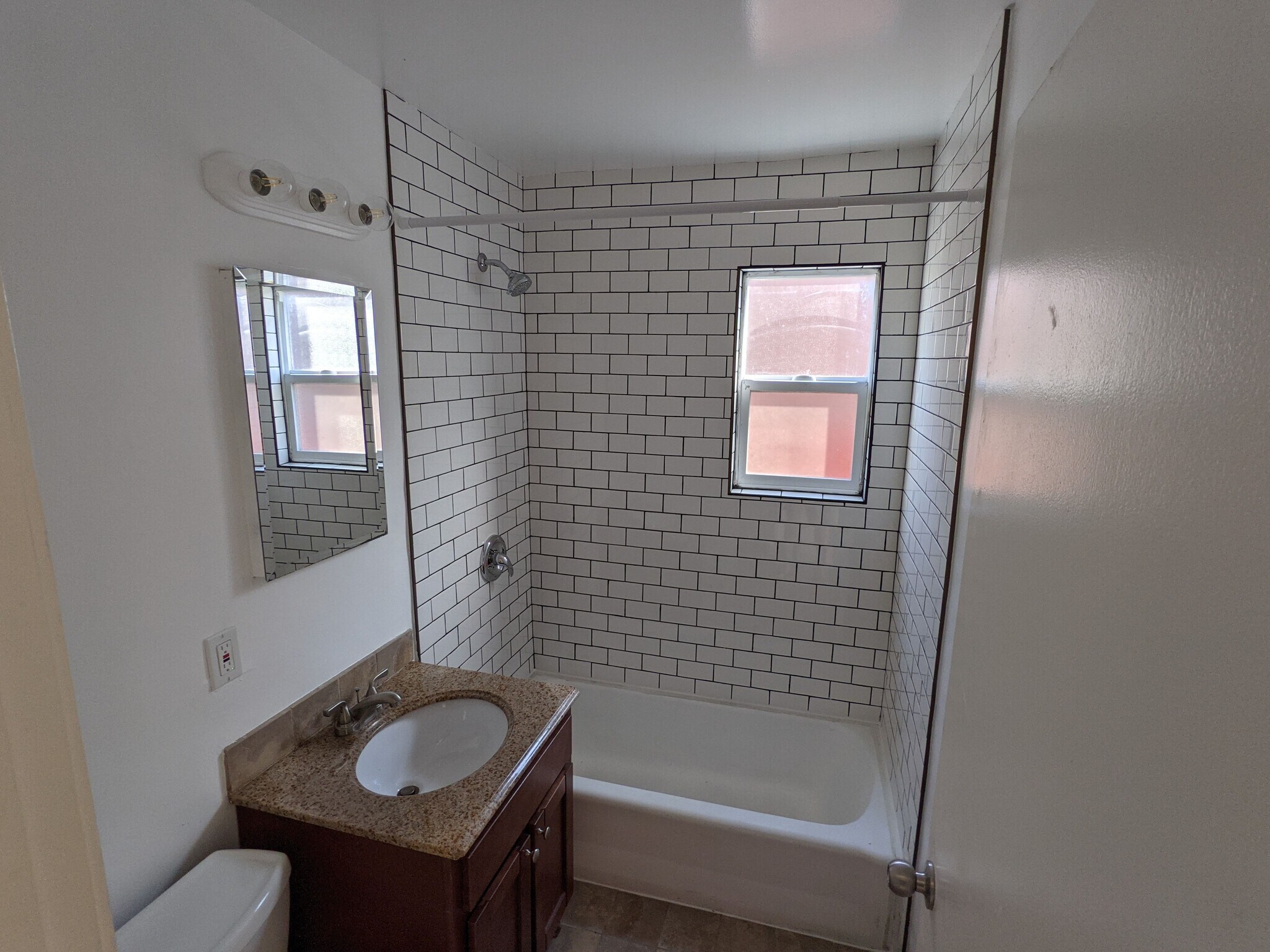 Building Photo - 4300 Market St