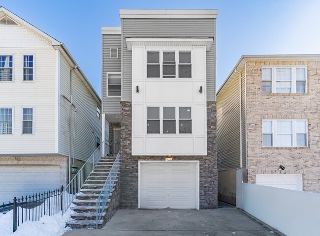 Building Photo - 168 Johnson Ave