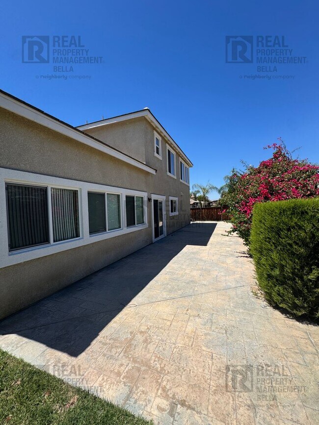 Building Photo - 756 Conlon Dr