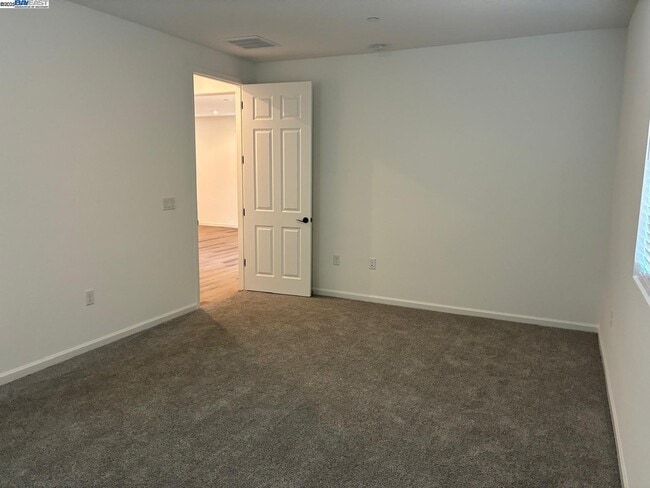 Building Photo - 3024 Red Canard Wy