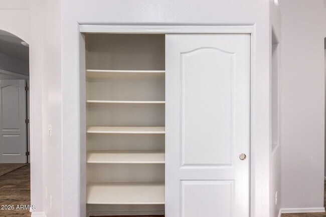 Building Photo - 18624 N 2nd Ave