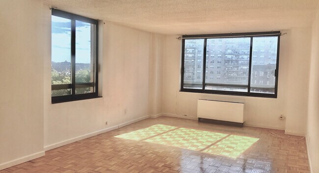 Building Photo - 2287 Johnson Ave