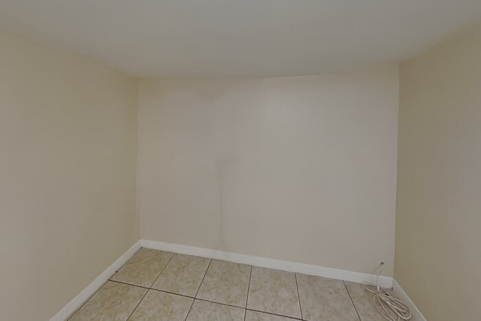 Building Photo - 1506 Arden Ave