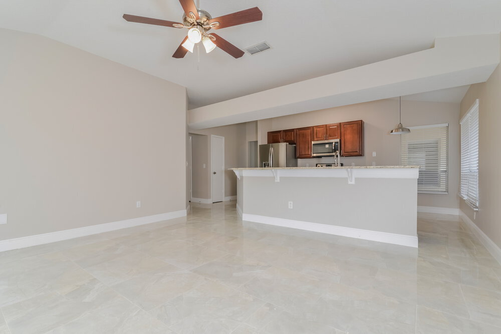 Building Photo - 3051 Bloomsbury Dr