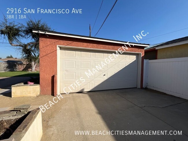 Building Photo - Charming 3 Bedroom House in Wrigley Area