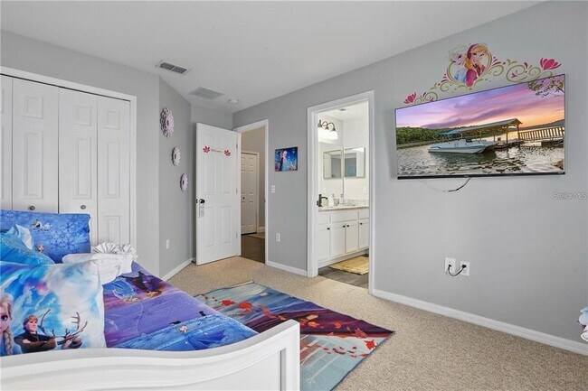 Building Photo - 634 Chadbury Way