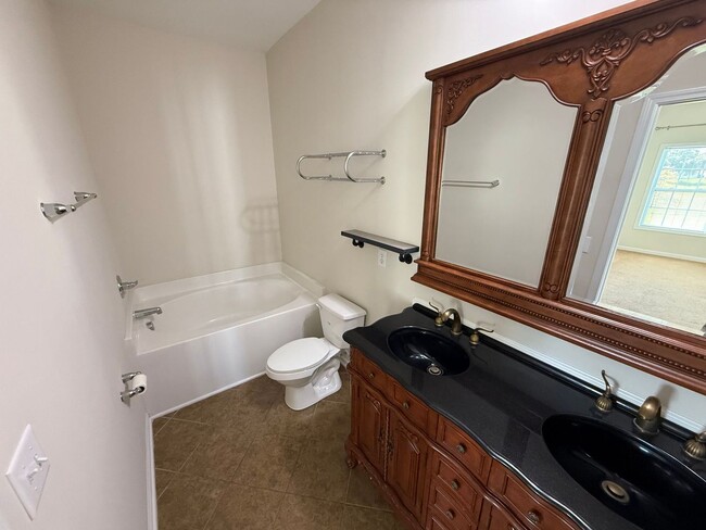 Building Photo - Beautiful Brick Home in Patriot Village!