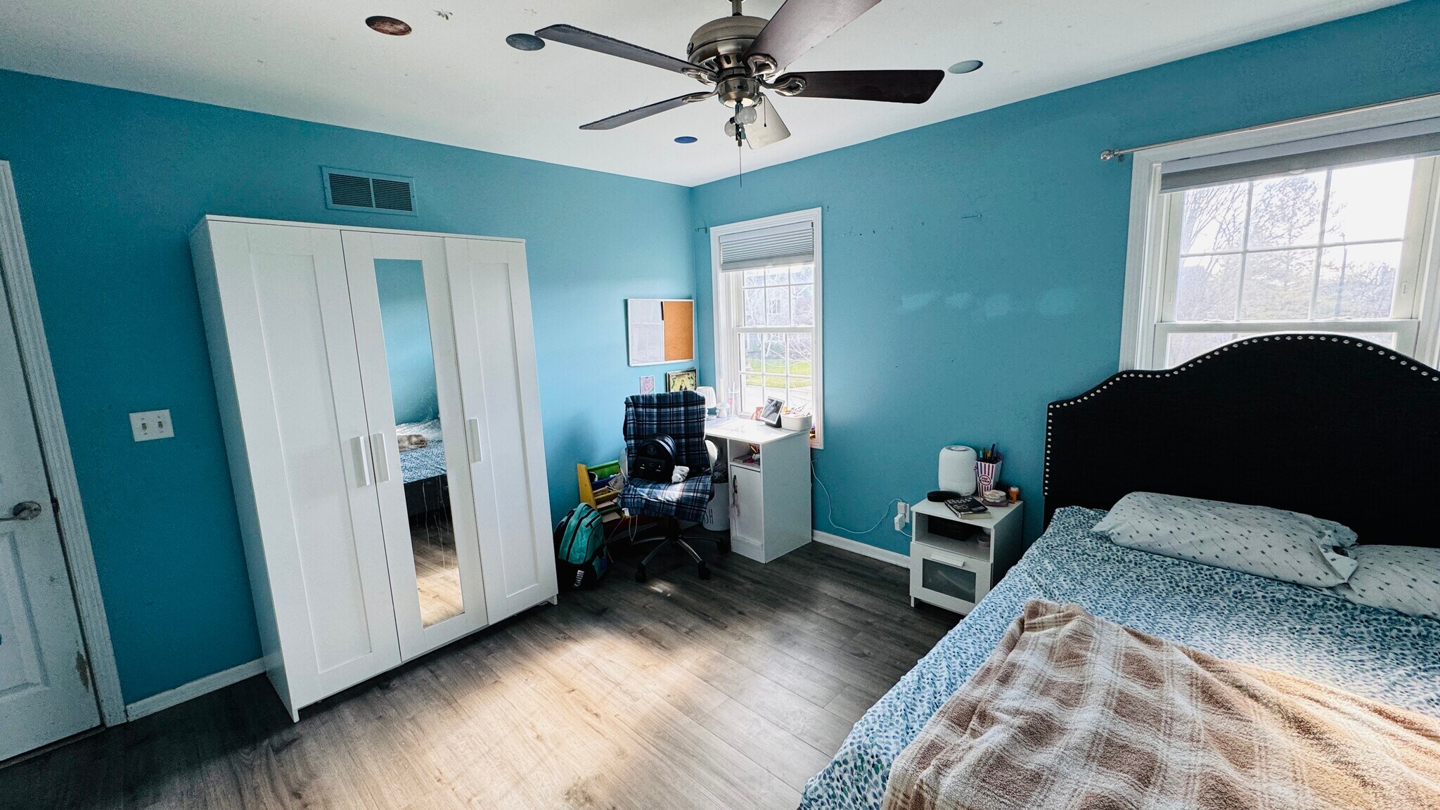 Building Photo - W174N5125 Mulberry Ln