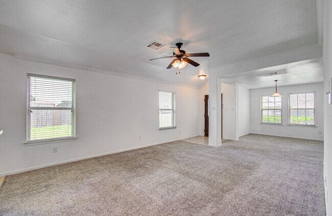 Building Photo - 23023 Black Mountain Ash Ct