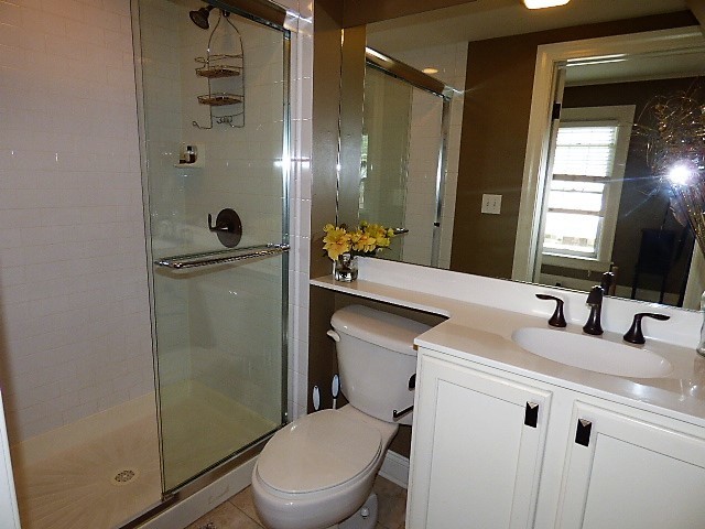 Building Photo - Gorgeous Brick German Village Home!