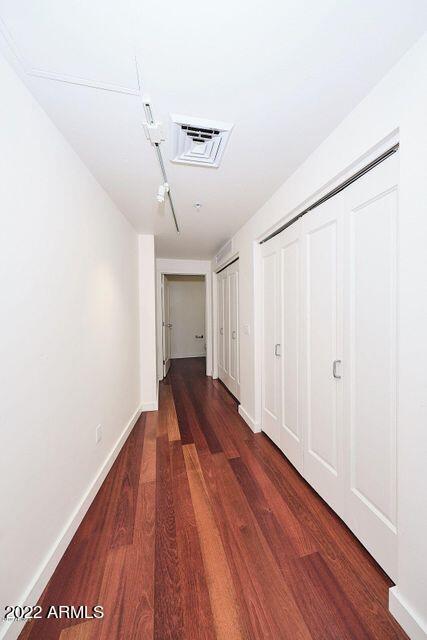 Building Photo - 310 S 4th St