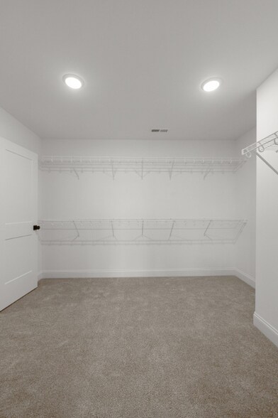 Building Photo - 1910 Gracie Bug Lp