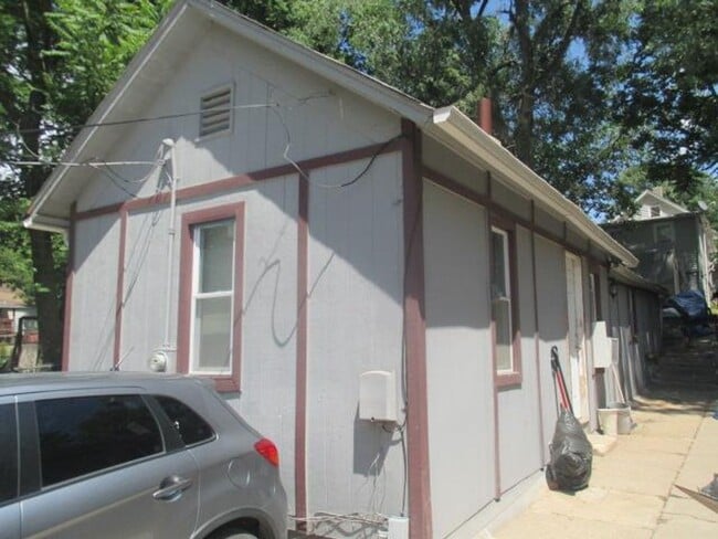 Primary Photo - Cozy 1 bed 1 bath house $795.00