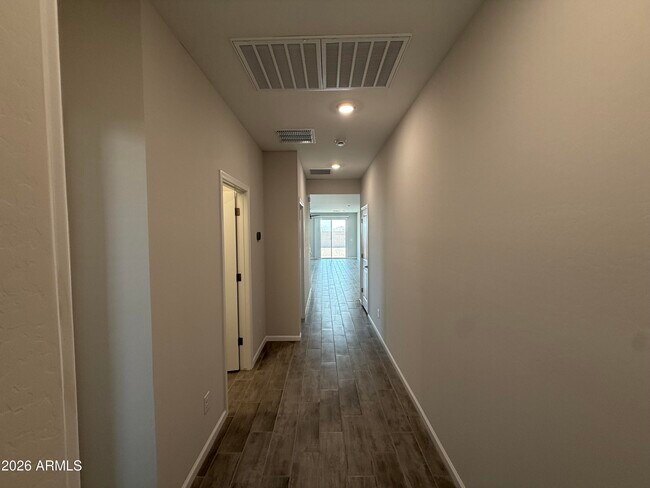 Building Photo - 1730 S 246th Ln