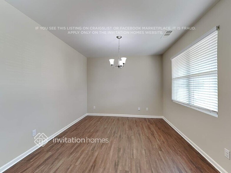 Building Photo - 956 Lilfield Ln